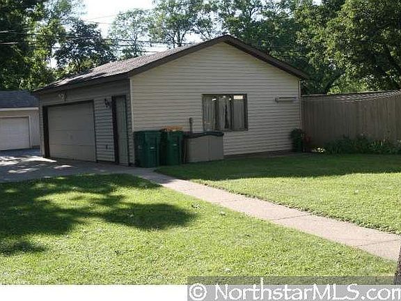 4th image of 1317 2nd Ave S