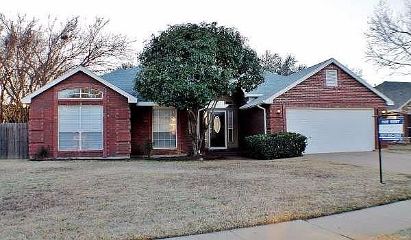 1st image of 5217 Meadow Chase Ln