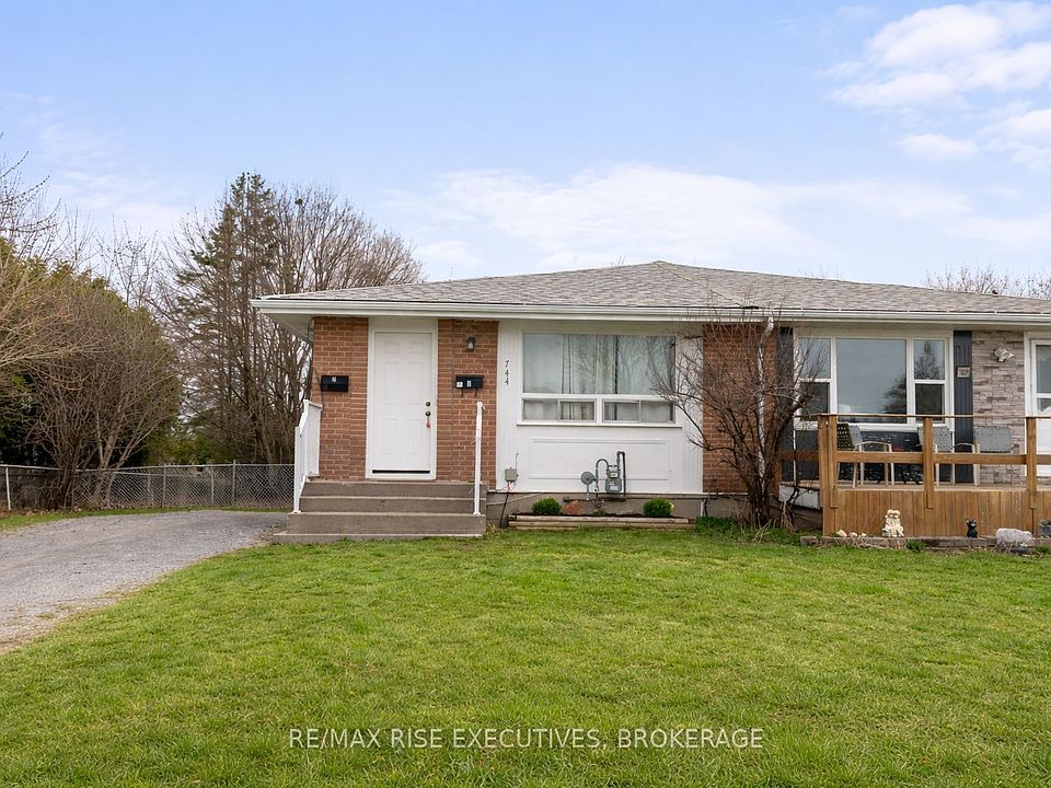 1st image of 744 Selkirk Rd