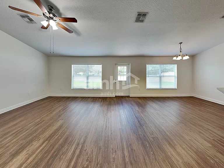 2070 Big Buck Dr — Photo 5