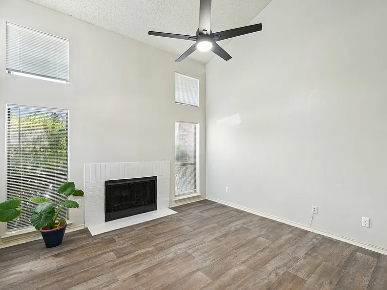 1-web-or-mls-4047 Childress Ave 4113101 Mesquite-1804-001