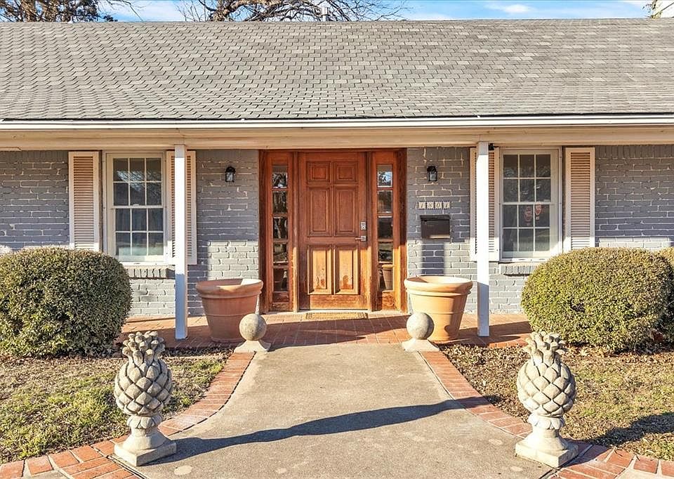1801 Drakestone Ave, Nichols Hills, OK 73120 | Zillow