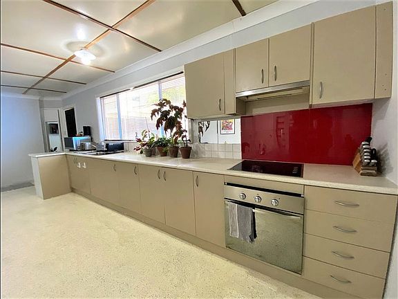 5th image of 515 Park Place Ave #2