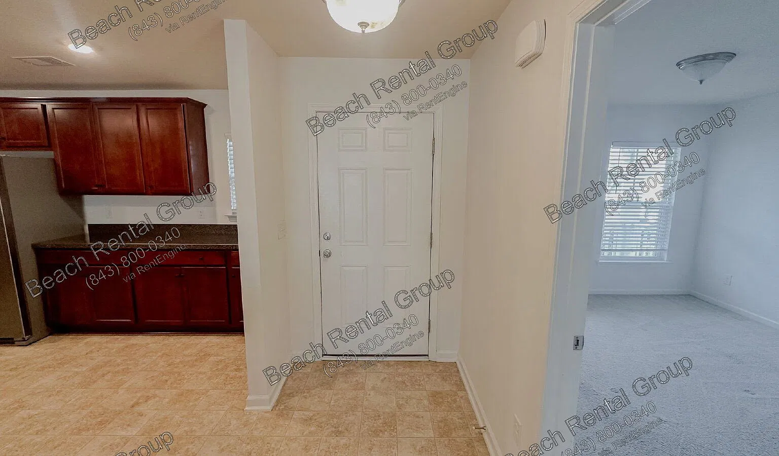 3 bed, 2.0 bath, 2200 sqft, $2,150 — Photo 2