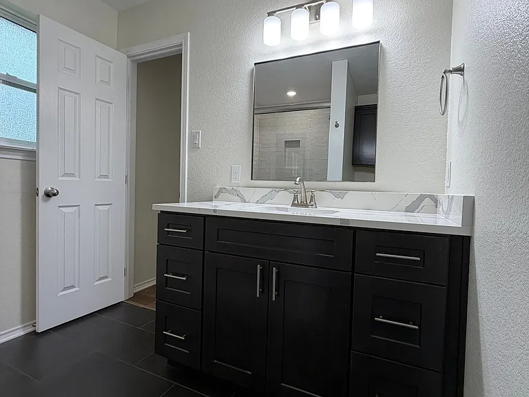 404 Kylar St — Photo 33