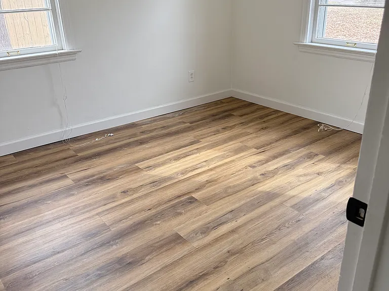 938 S Geyer Rd — Photo 3