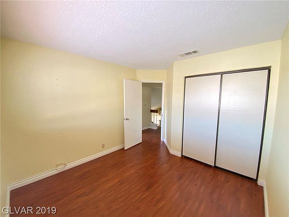 3rd image of 7743 Parnell Ave