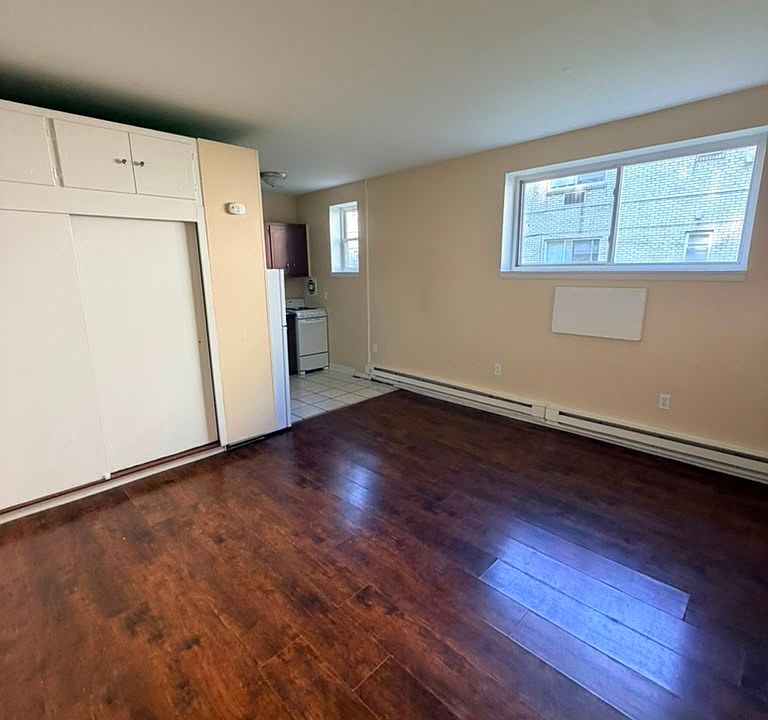 1st image of 172 Fountain St #2SG