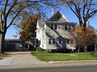 1404 W 3rd St, Grand Island, NE 68801