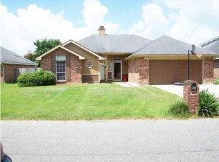 110 Delcy Dr, Broussard, LA 70518