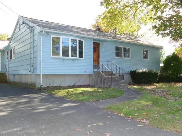 18 Glen Ln, Randolph, MA 02368
