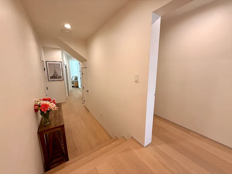 941 Greenwich St #939 — Photo 25