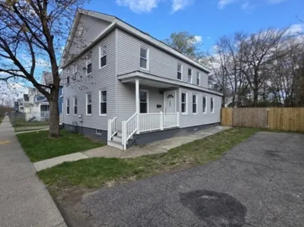 113-117 Cedar St #113, Springfield, MA 01105