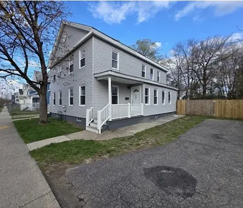 113-117 Cedar St #113 Photo 1