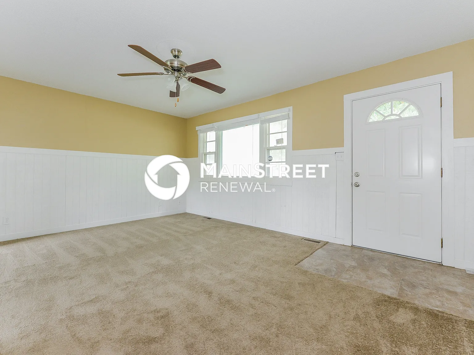 2704 S 16th St — Photo 4