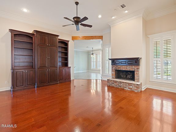5th image of 104 Mission Hills Dr