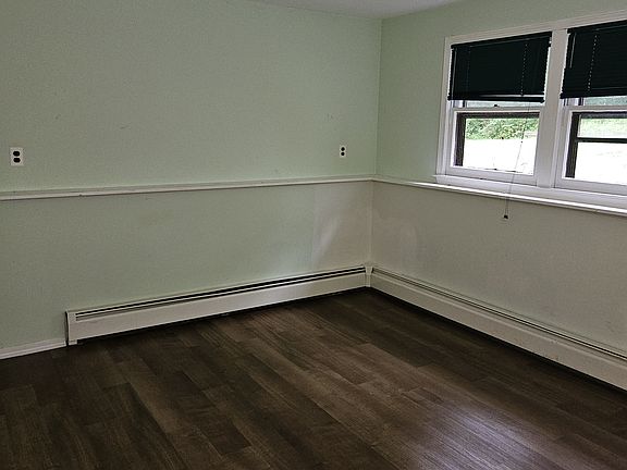 4th image of 273 Orchard Dr