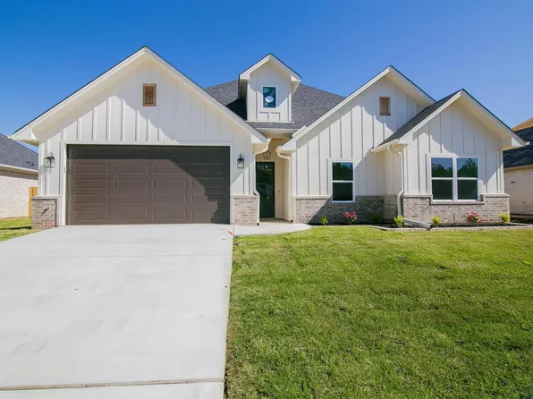 111 Pintail Ln, Hallsville, TX 75650