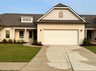 6064 Gardner Maples Dr, Owens Cross Roads, AL 35763