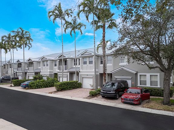3rd image of 2216 Shoma Drive