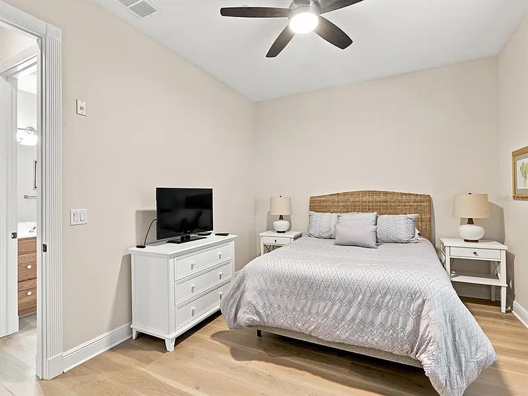 5122 Manorwood Dr #4B — Photo 32