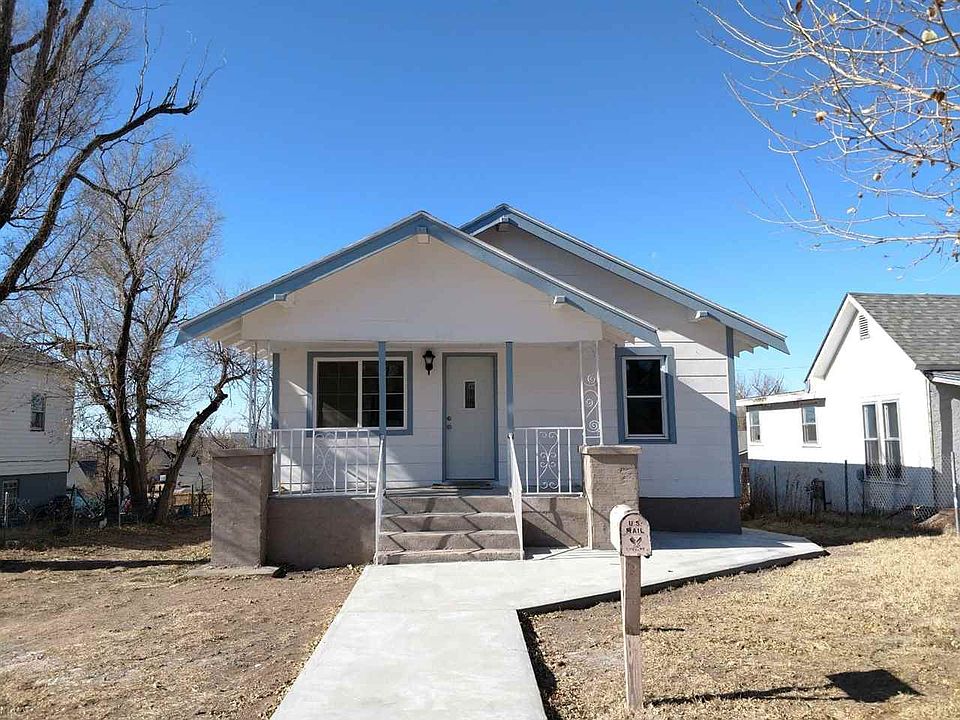 1st image of 909 Avenue G