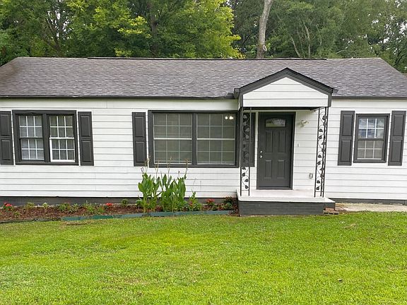 2nd image of 1298 Belmont Ave SE