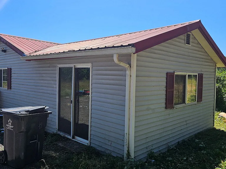 35847 Providence School Rd — Photo 2