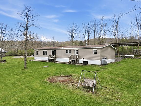 2nd image of 2133 N Orwell Rd