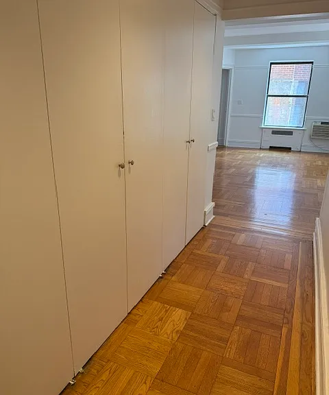 111 E 88th St #6F — Photo 4