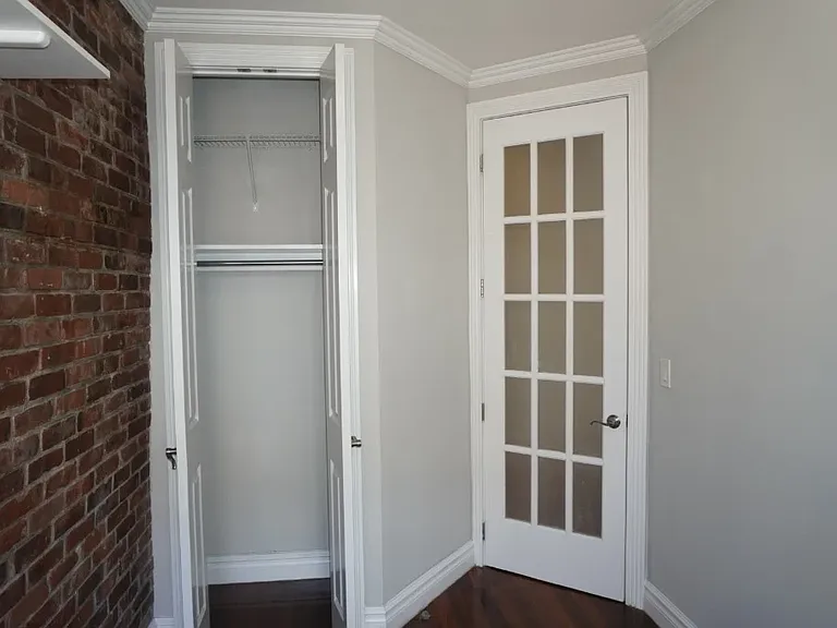 124 Ridge St #R-4 — Photo 6