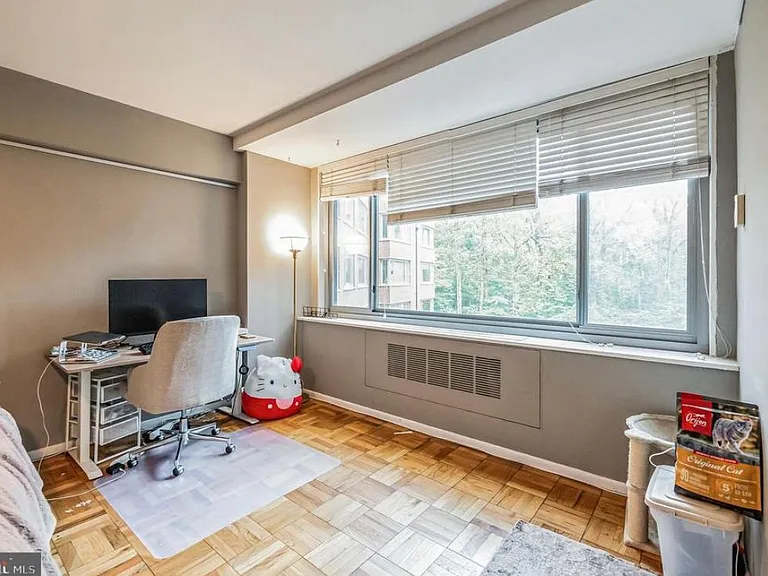 Image with furniture for reference