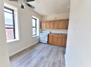 660 E 242nd St APT 6H, Bronx, NY 10470