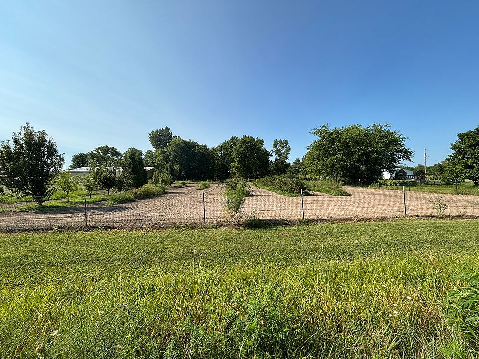 2nd image of 3300 Red Stripe Rd