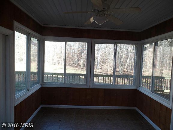 3rd image of 122 Solitude Ln