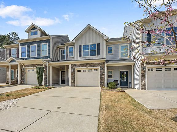 3rd image of 243 Beaconwood Ln