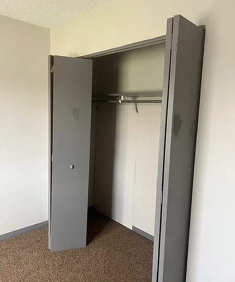 2450 Shaker Ct #5 — Photo 13