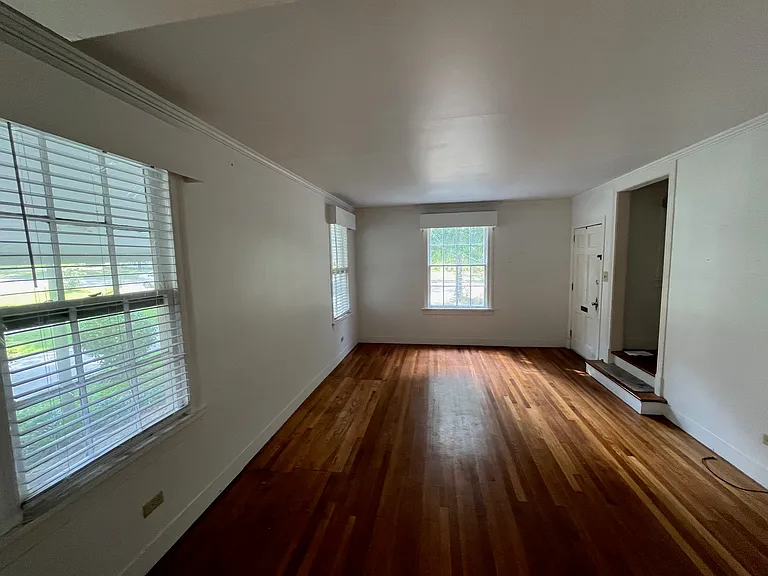 906 Corrine St #B — Photo 4