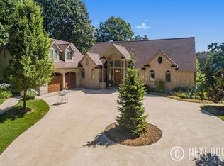 5244 Lakeshore Dr, Holland, MI 49424