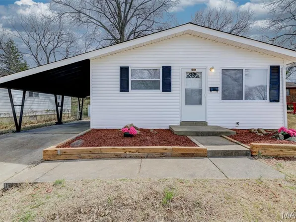 3406 Saint Thomas More Pl, Saint Louis, MO 63121