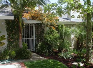 11032 Lindley Ave, Granada Hills, CA 91344