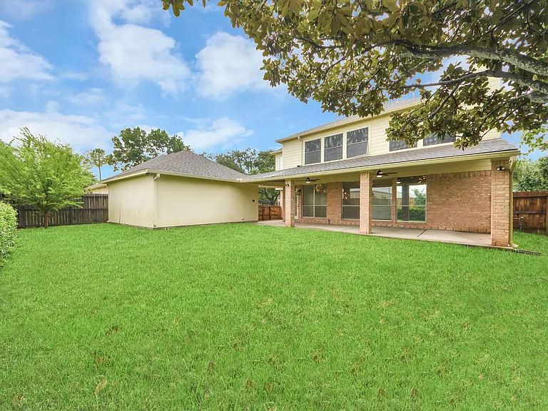3210 Shadowwalk Dr — Photo 43
