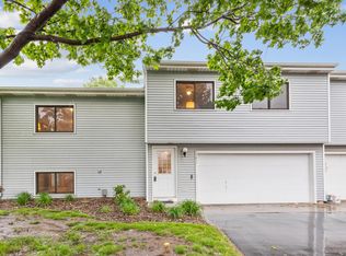 15611 Cornell Trl, Rosemount, MN 55068