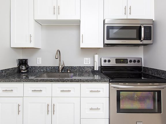 3rd image of 4141 Bougainvilla Dr #1