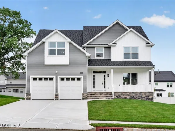 36 Watts Avenue, Barnegat, NJ 08005