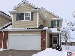8924 Sicily Ln, Lincoln, NE 68526