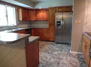 55 Cherokee Ln, Williamsport, PA 17701