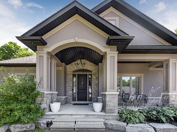 2nd image of 25 Heron Blvd