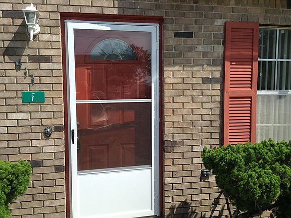 2nd image of 411 Nordic Ln E Unit F