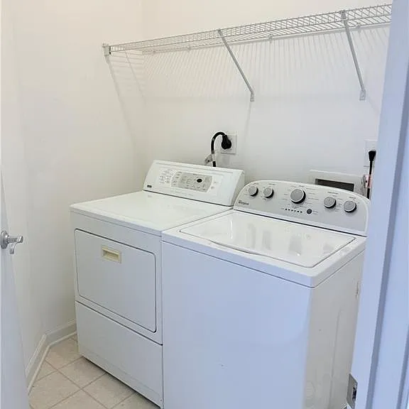 3040 Peachtree Rd NW #1911 — Photo 31